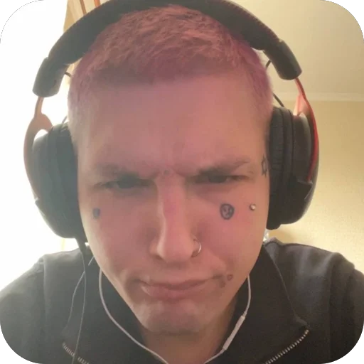 Стикер Scandaltm_by_TgEmodziBot - 1