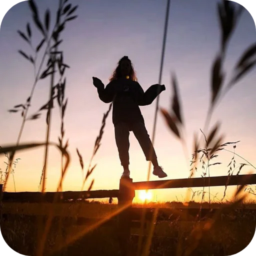 Стикер dGFwZesHrz_by_WmojiBot - 1