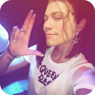 Стикер Создано в @sozdat_stikery_bot - 1