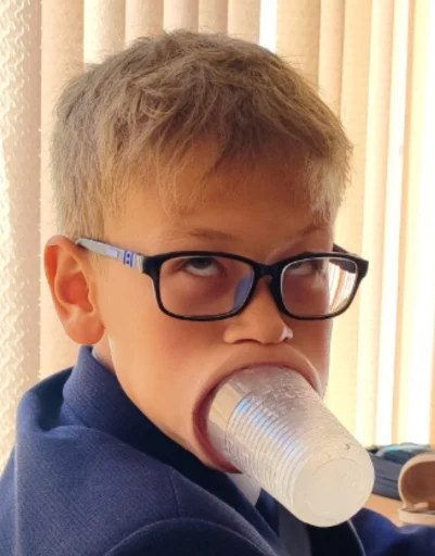 Sticker stik_emilka_by_SozdaiStickeriBot - 1