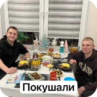 Стикер @MoiStikiBot Улицы разбитых Курей и подбитых вертолетов - 5