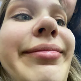 Стикер 💋🔥💫 - 7