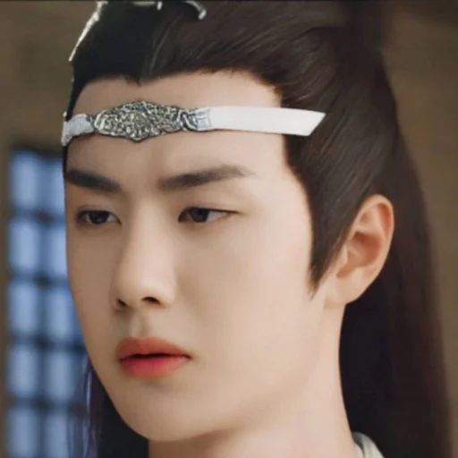 модный аксессуар губа шлем