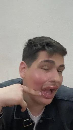 Стикер Агрокарасик😡😡❤ :: @fStikBot - 8