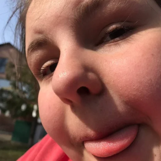 Стикер Жиза😒 - 2