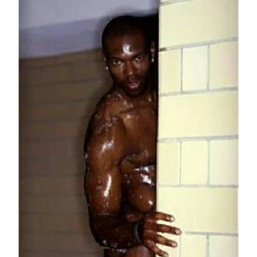 человеческое лицо статуя грудь