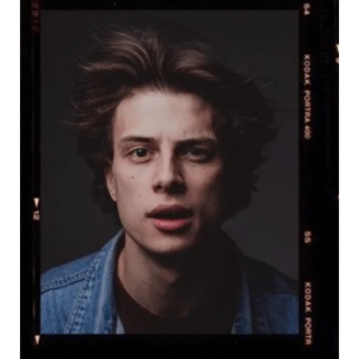 Андрюшка🧡 - Человек