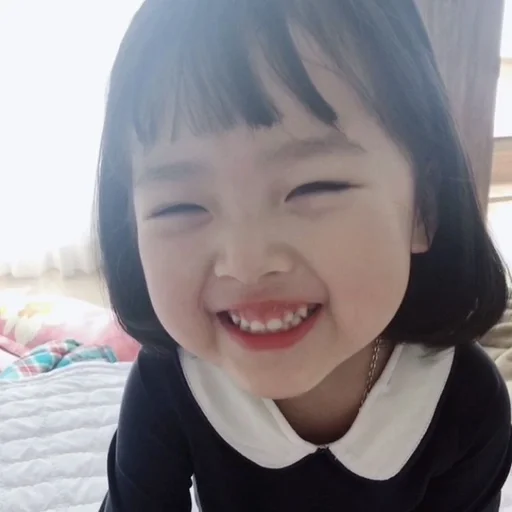 Человек человеческое лицо улыбаться