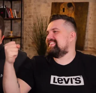 Стикер Антошка Власов - 0