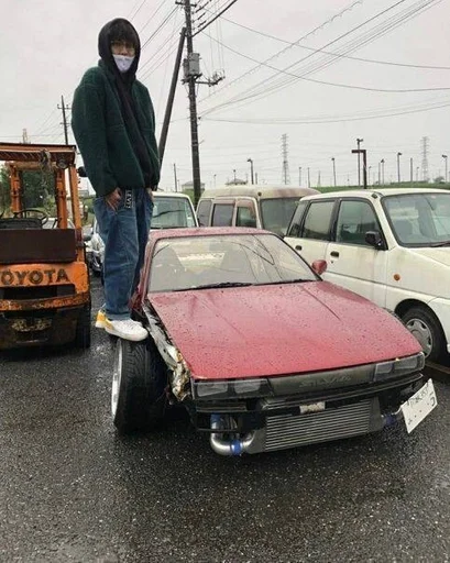 wheel land vehicle vehicle