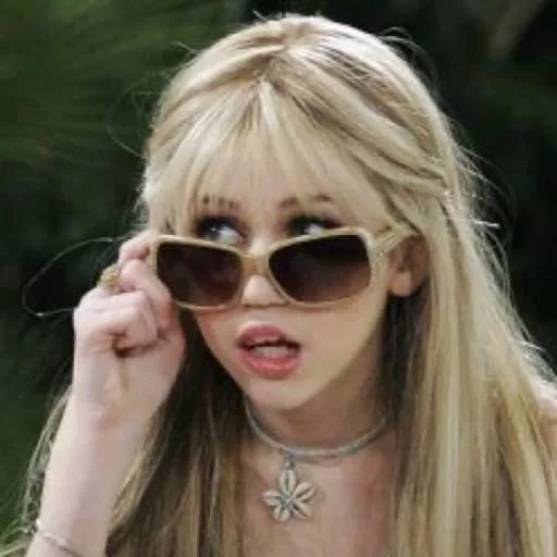 Стикер Arina0501 - 1