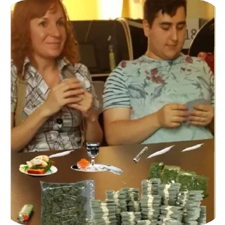 Стикер 👮🏾‍♂️Arm - 3