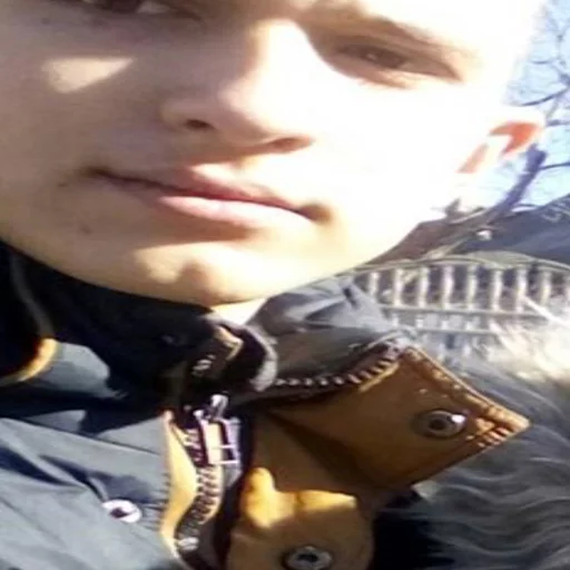 АртемОлейник228 - 