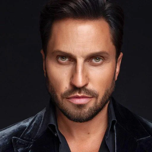 Sticker АРТУР ПИРОЖКОВ НАСТАВИТ МУЖУ РОЖКОВ - 8