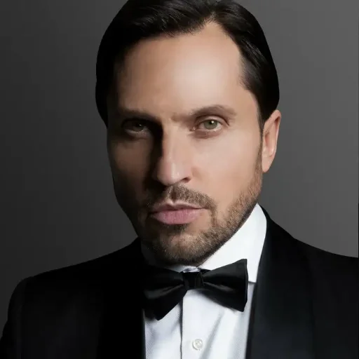 Sticker АРТУР ПИРОЖКОВ НАСТАВИТ МУЖУ РОЖКОВ - 1