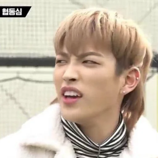 Стикер AteezMemes - 0