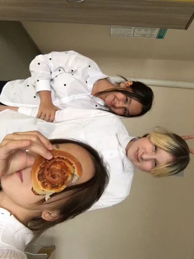 Sticker Avtor_Madina - 1