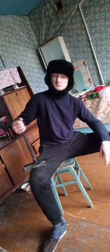 Стикер AxEYqjO_by_sticbot - 1