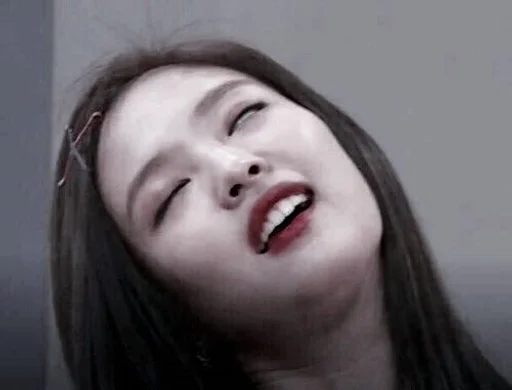 Человек губа человеческое лицо