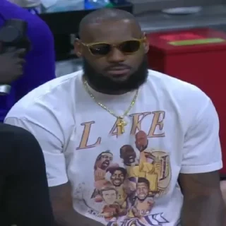 Sticker БЕБРОН И КОМАНДА - 8