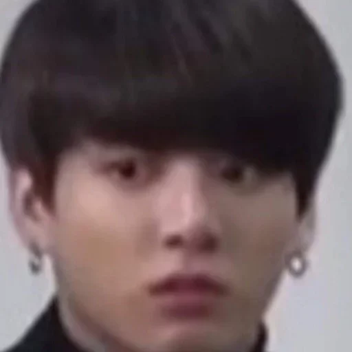 Человек одежда шиньон