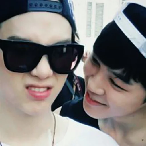 Стикер BTS's Derp Face - 8