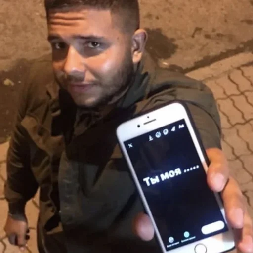 Стикер BWAvGDvbUX_by_stickers_stealer_bot - 1