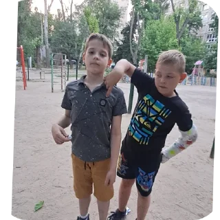 Стикер Бабіч - 4