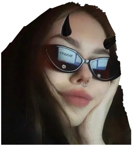 человеческое лицо губа губная помада