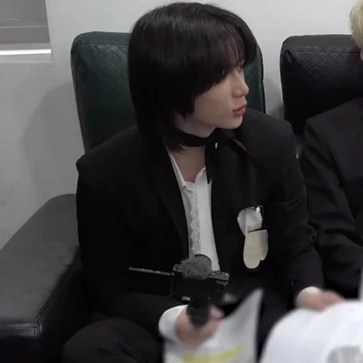 Sticker 静か ; 𝖡𝖾𝗈𝗆𝗀𝗒𝗎 ` @VanteSticker . - 6