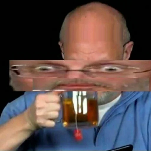 Человек пить безалкогольный напиток