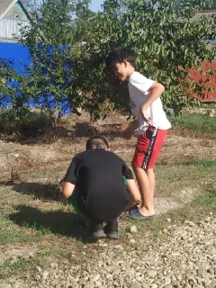 Стикер Максим, Артём и Даня @TgEmodziBot - 2