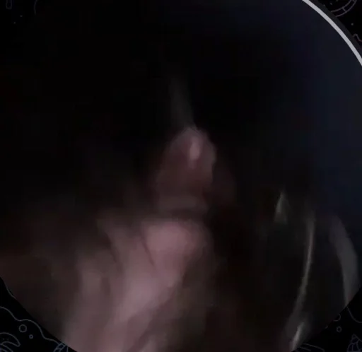 скриншот чёрный искусство