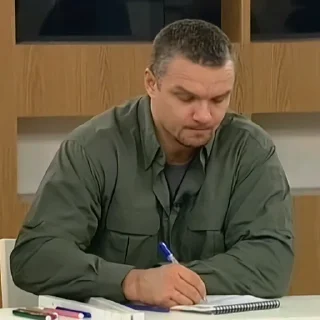 Стикер Братишка записывает - 2