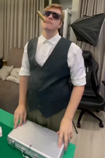 Человек одежда комнатный