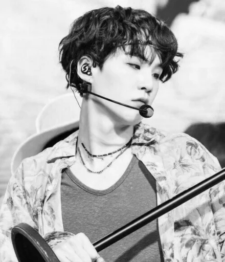 Стикер 🎶 @BTS_CITYC 🎶 min suga - 11