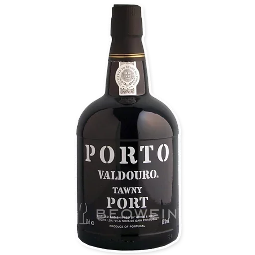 glass bottle drink alcoholic beverage