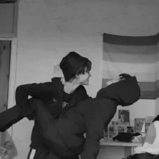 Sticker Бяша и Рома в соло - 7