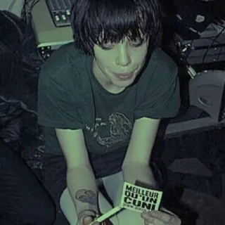 Sticker CC || Crystal Castles @MoiStikiBot - 4