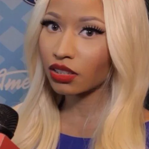 человеческое лицо Человек губная помада