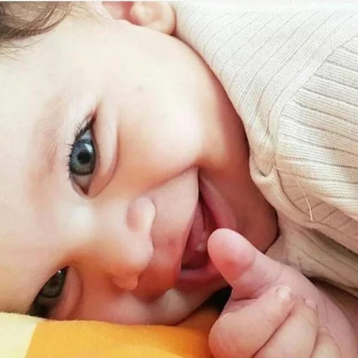 Человек младенец человеческое лицо