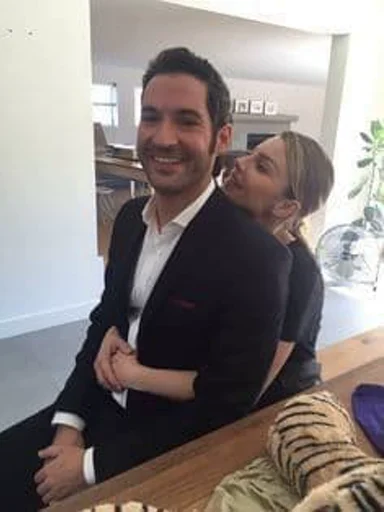 Человек одежда человеческое лицо