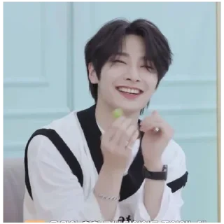 Sticker чонини @I_N_official - 9