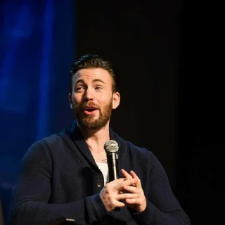 Стикер ↻ Chris Evans³ ▹▹ @TellMeALie - 6