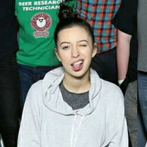 Sticker ChristianSerratos100 - 1