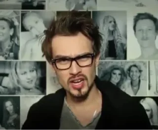 Sticker 🎪 Цирк навсегда - 8