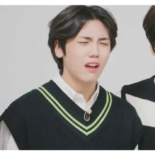 Стикер Cravity - 0