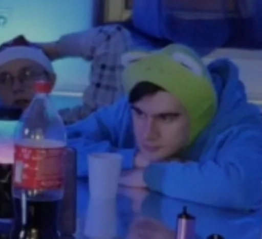 Sticker чья-то что-то там. :: @fStikBot - 2