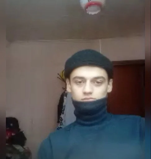 Человек одежда стена