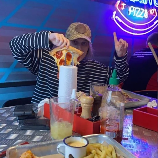 Стикер //ᴘʟᴏʜᴏʏᴘᴀʀᴇɴ// :: @fStikBot - 11